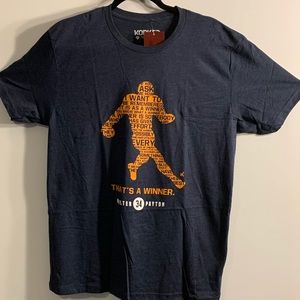 Walter Payton graphic Tee Sz Medium or Sz: Small